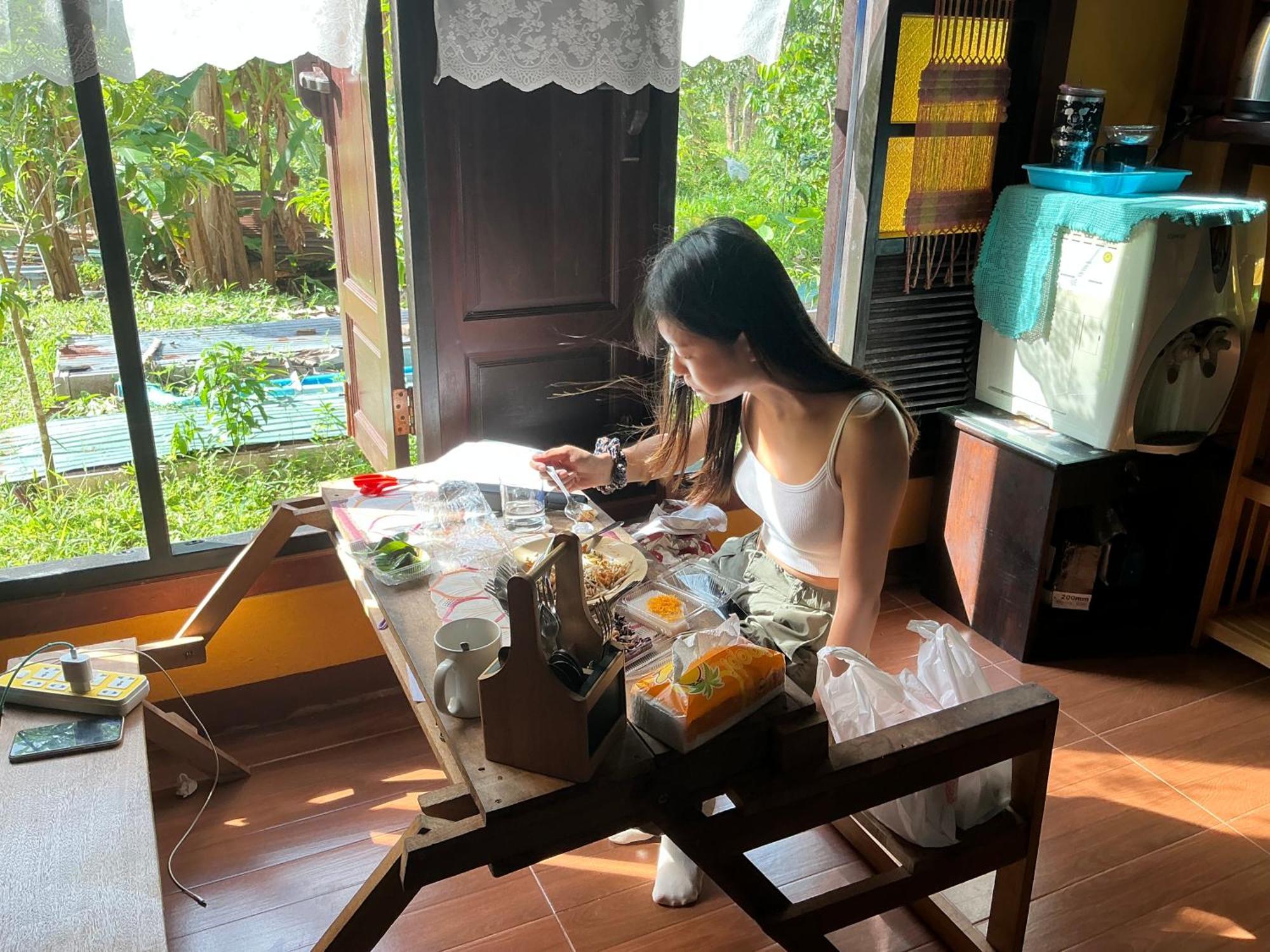 โฮมสเตย์บ้านนายสิงโตเขาคูหา Ban Khu Ha Nai Bagian luar foto