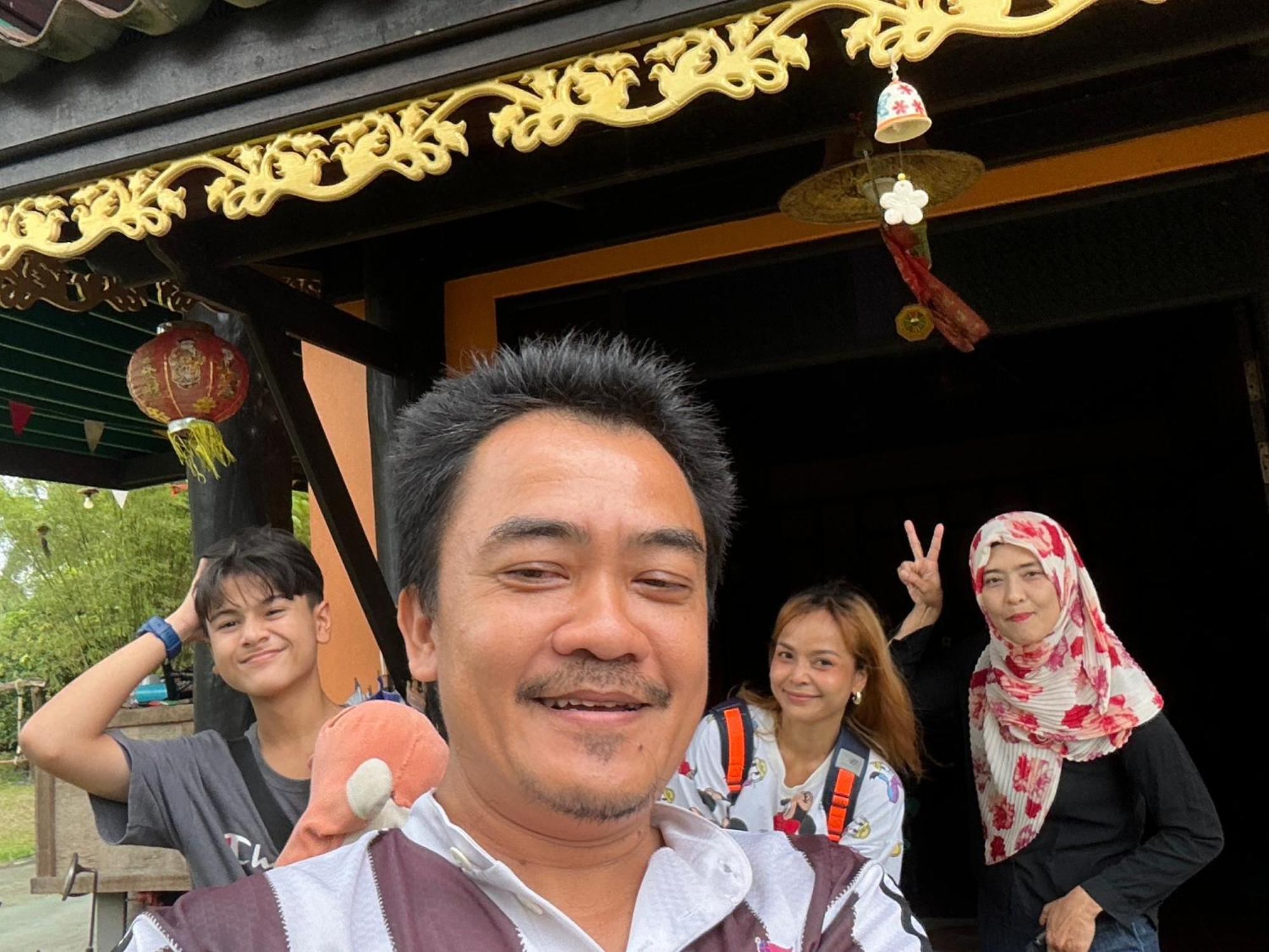 โฮมสเตย์บ้านนายสิงโตเขาคูหา Ban Khu Ha Nai Bagian luar foto